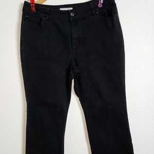 CHICOS PLATINUM BLACK SHORT